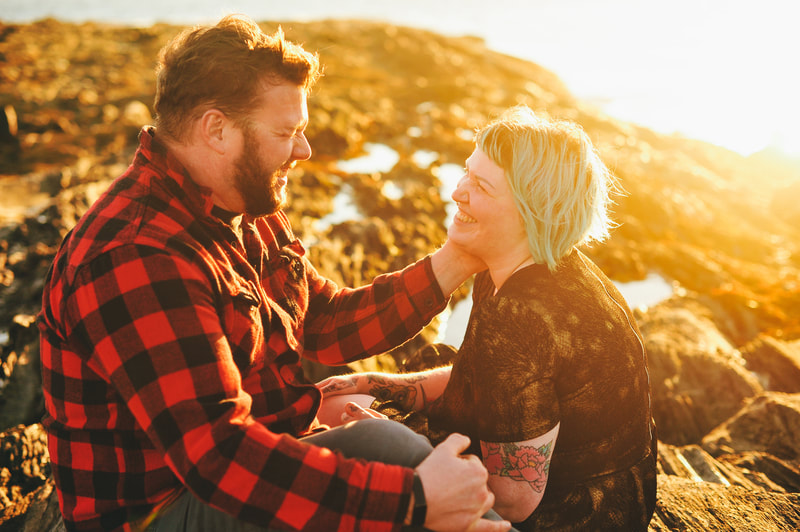sunset couples session in cape elizabeth